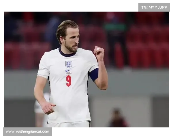凯恩荣耀时刻首次入选国家队开启英格兰锋线新篇章