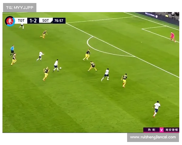 小卢卡斯在巴黎始终替补出场的原因分析及其背后的战术考量